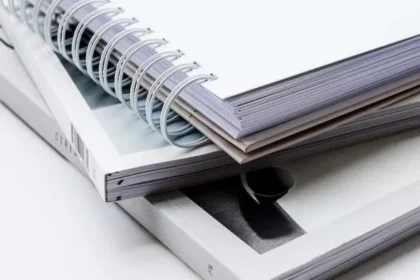 brochures reliées